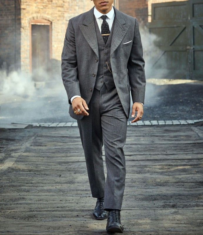 Create meme: sharp visors suit, grey suit for men with sharp visors, Jordan Bolger Peaky Blinders