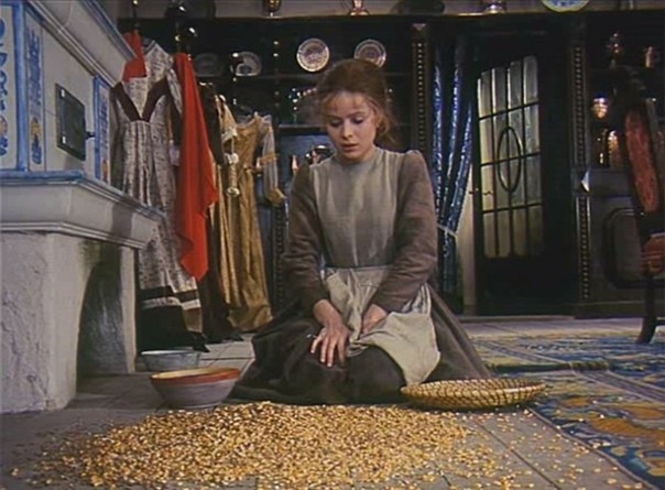 Create meme: Three nuts for Cinderella 1973, Cinderella is sorting through the cereal, Cinderella and the three nuts