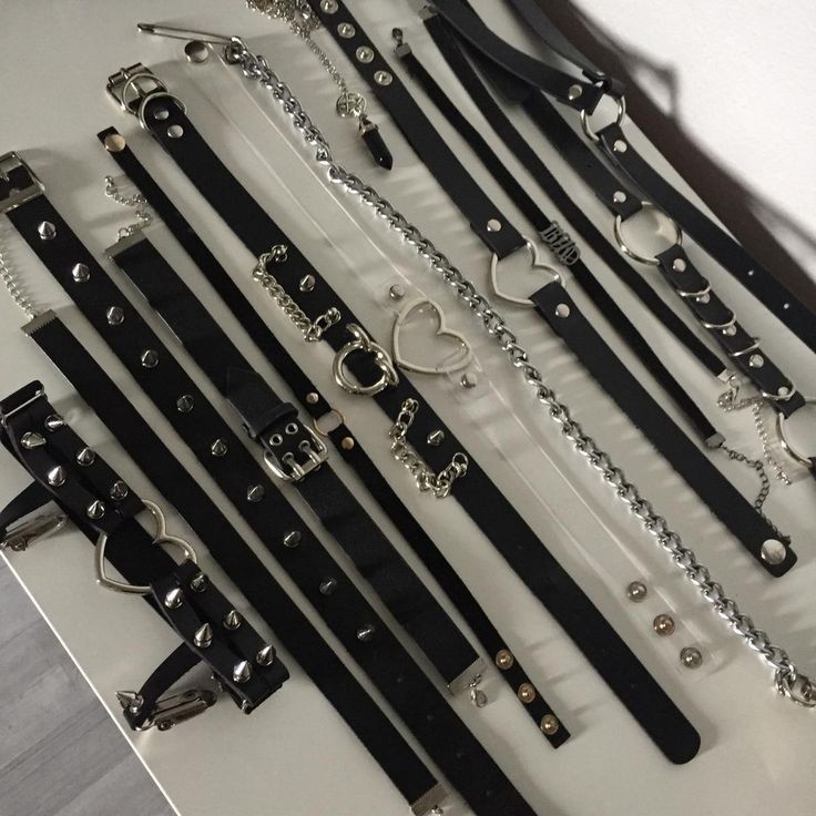 Create meme: belt with chain, fashionable belts, women's leather belt