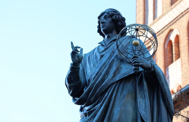 Create meme: monument to Nicholas Copernicus, monument to Nicholas Copernicus (Torun), Copernicus Nicholas