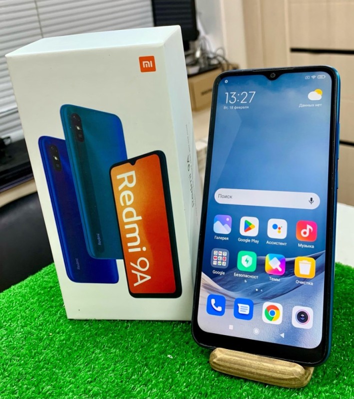 Создать мем: телефон redmi 9 a, смартфон redmi, xiaomi redmi 9 a