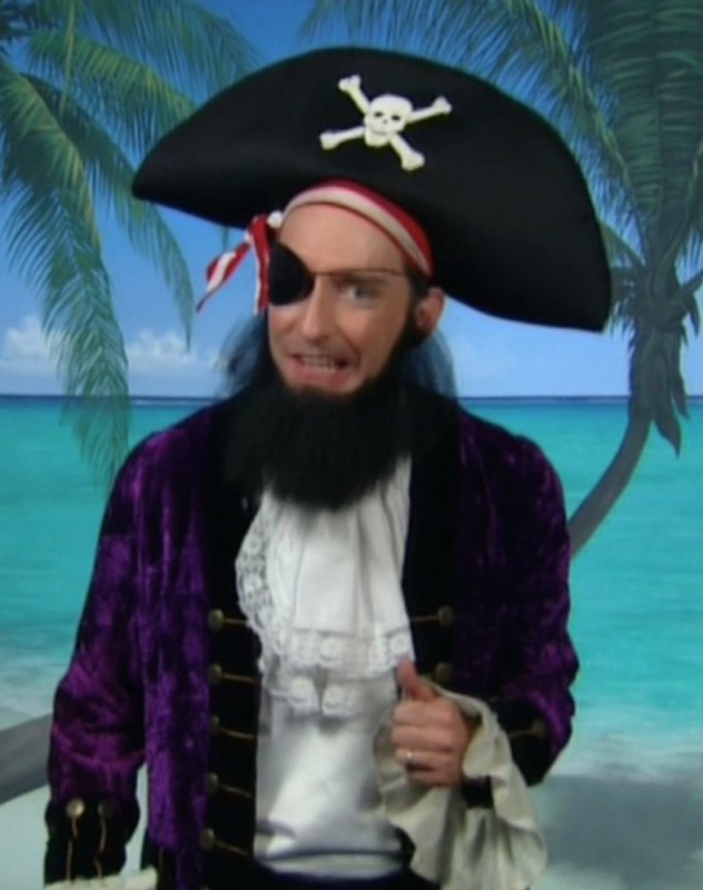 Создать мем: patchy the pirate, человек, пират
