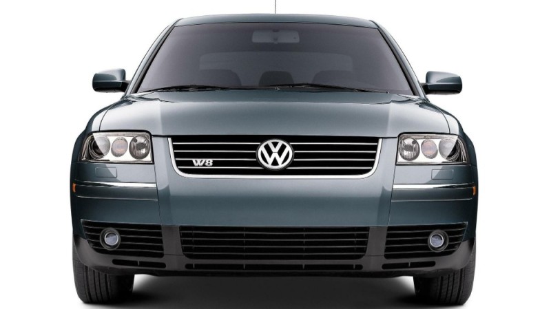 Создать мем: Volkswagen Transporter T5, фольксваген пассат b 5, volkswagen passat b 5 рестайлинг