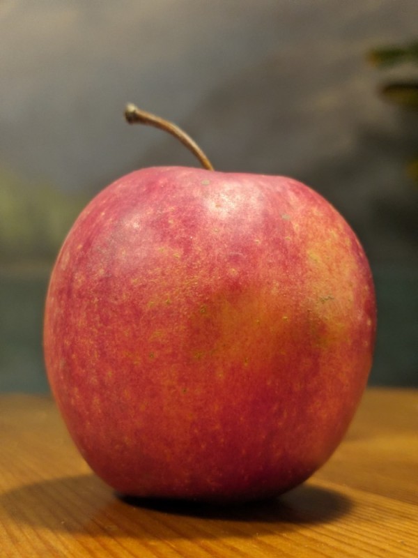 Create meme: variety of gala apples, apple varieties, fuji apple variety