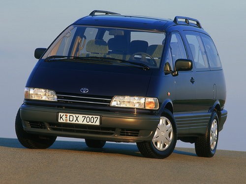 Создать мем: Toyota Estima I, минивэн тойота эстима, тойота превия 1999