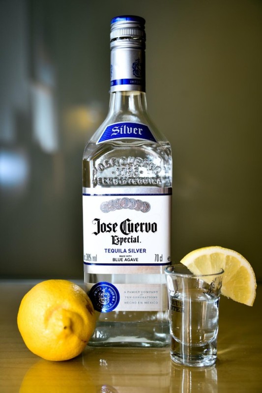 Create meme: tequila by Jose Cuervo, Jose Cuervo espesial, tequila jose cuervo especial silver