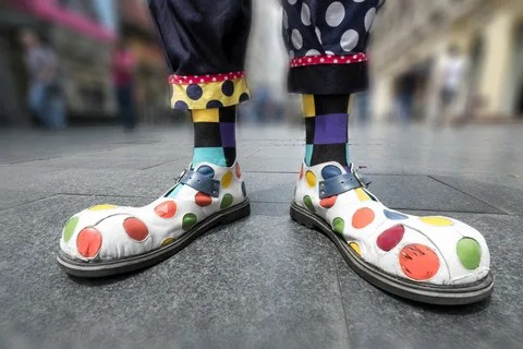 Создать мем: клоун ботинки, обувь клоуна, клоунские туфли