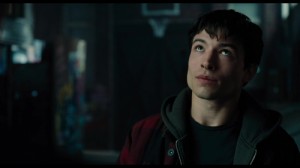 Создать мем: ezra miller, barry allen, justice league movie