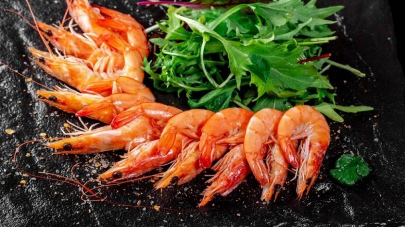 Create meme: raw shrimp, peeled shrimp, northern shrimp