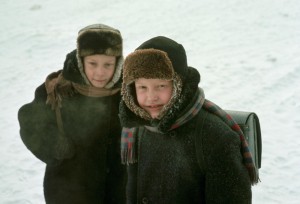 Создать мем: детские фотографии, детство, мальчик