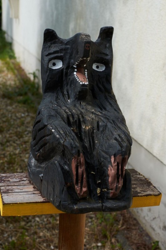 Create meme: figure, wooden sculpture bear, cat