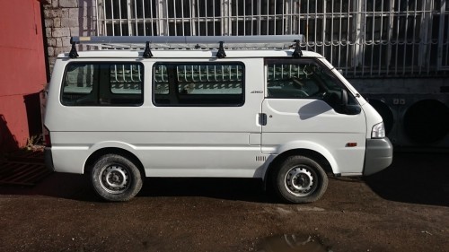 Создать мем: Mazda Bongo Friendee, мазда бонго брауни, мазда бонго