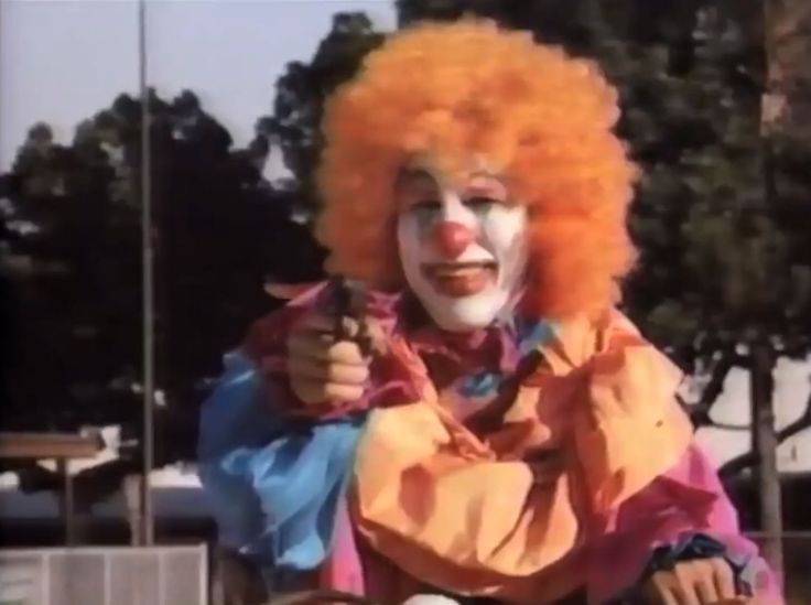 Create meme: clown , The clown is an oddball, Killer Clowns 1988