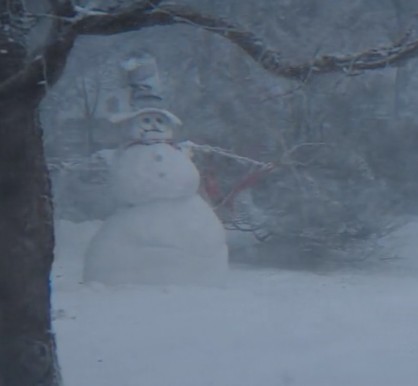 Создать мем: снеговик эстетика, снеговик из снега, снеговик снеговик