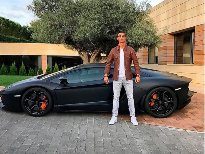 Create meme: Cristiano Ronaldo's car, Ronaldo Cristiano, Cristiano Ronaldo Bugatti's car