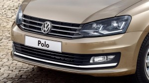 Создать мем: ходовые огни на фольксваген поло седан, volkswagen polo sedan 2015 фары, фольксваген поло 2018 фары