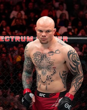 Create meme: Anthony Smith, Anthony Smith is a fighter, anthony smith