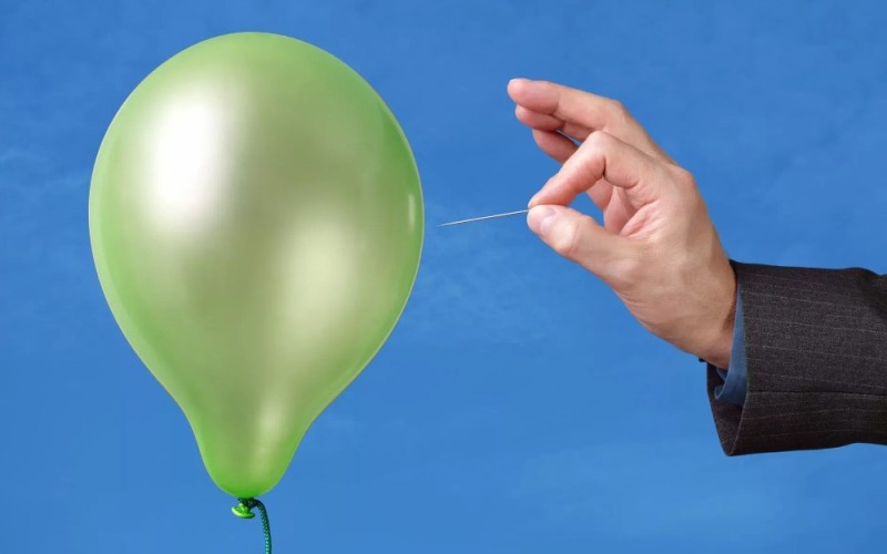 Create meme: balloon, the balloon is green, balloons are green