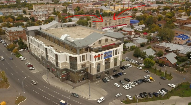 Create meme: lyubimiy Orenburg shopping center, studenets shopping center Tambov, Orenburg city center