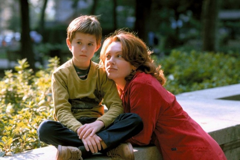 Create meme: the sixth sense movie 1999, Toni Collette's Sixth Sense, the sixth sense 1999