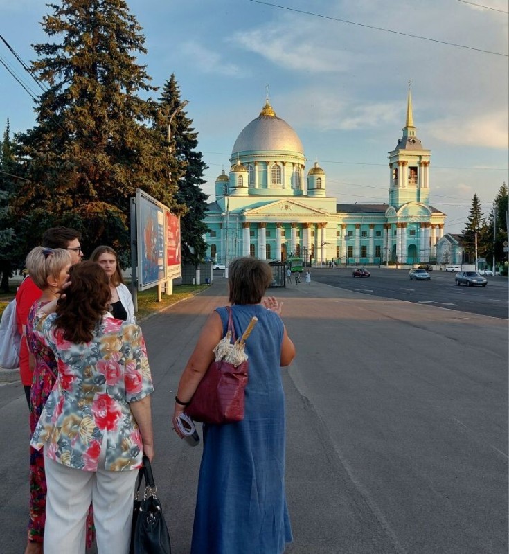 Создать мем: знаменский собор курск, красная площадь курск знаменский собор, город курск знаменский собор