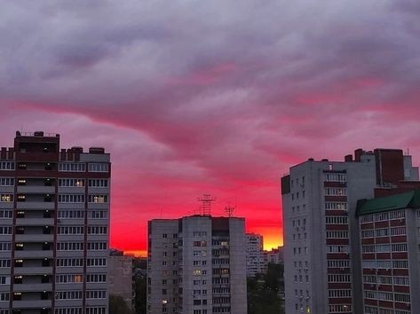 Создать мем: закат тольятти, рассвет ижевск, закат в белгороде