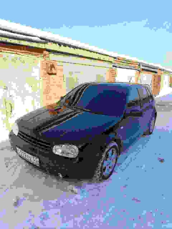 Create meme: volkswagen golf iv, volkswagen golf, Volkswagen Golf 2000