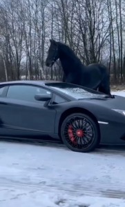 Создать мем: ламборгини хуракан зима, ламборджини хуракан 2015, lamborghini