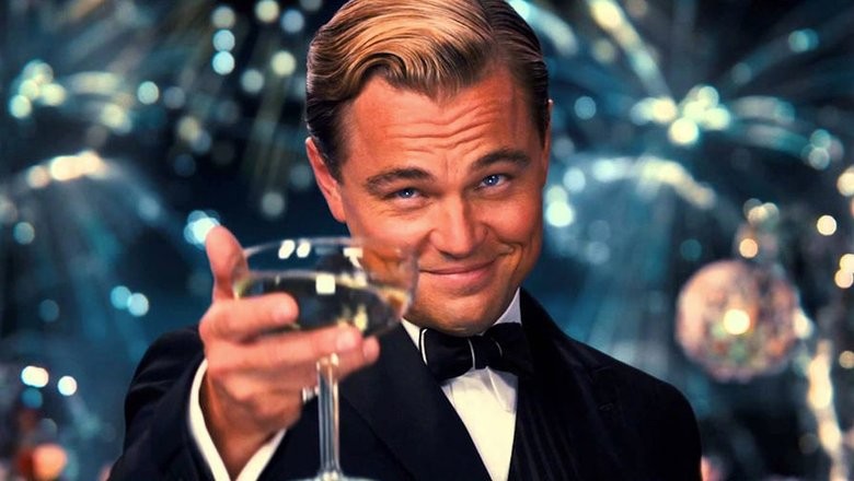 Create meme: DiCaprio with a glass of, DiCaprio Gatsby, Leonardo DiCaprio Gatsby