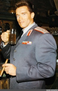 Create meme: Arnold Schwarzenegger , Arnold Schwarzenegger with beer, schwarzenegger 1988