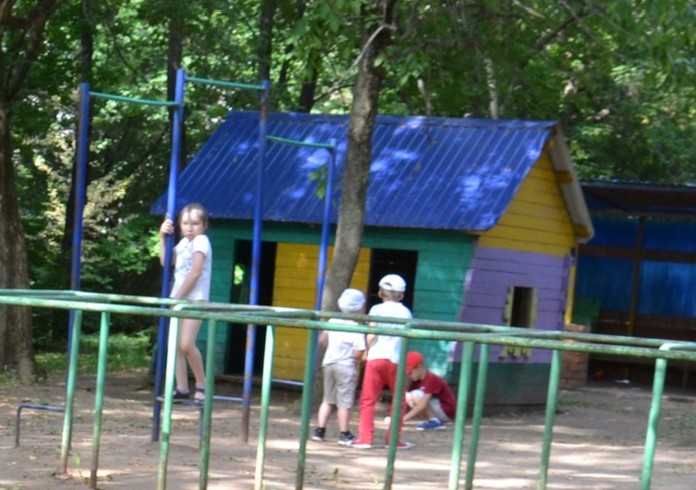 Создать мем: детский лагерь отдыха, лагерь зорька гродно, загородный лагерь