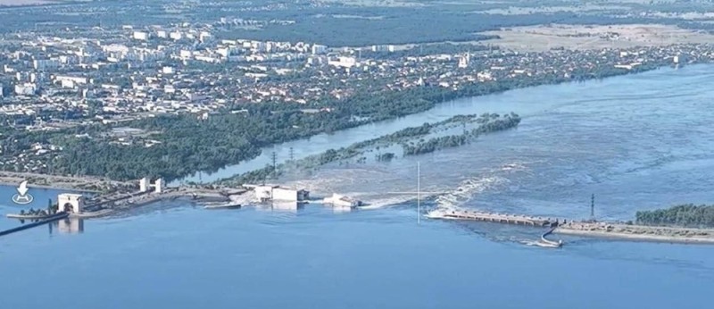 Создать мем: море в таганрог вернулось, новый мост, плотина гэс новосибирск