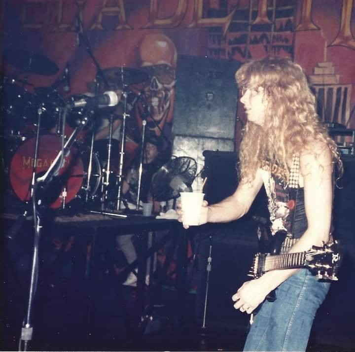 Создать мем: metallica, dave mustaine 1984, metallica 1983 dave mustaine