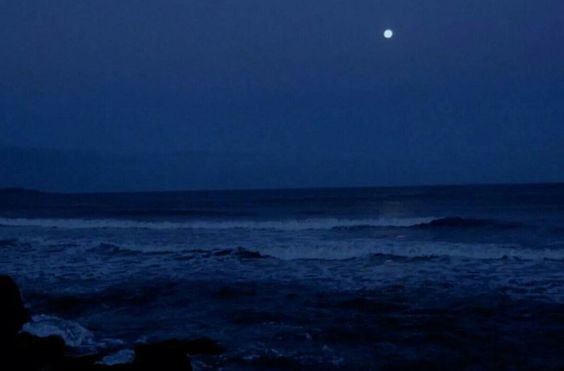 Create meme: the aesthetics of dark blue, The dark blue sea, night ocean
