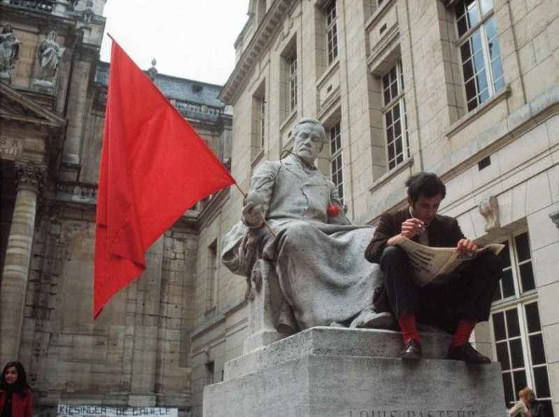 Create meme: salvador allende monument, 1968 paris revolution, red may in france 1968