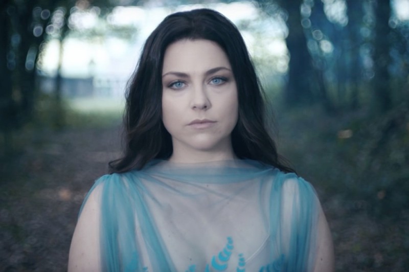 Создать мем: эми ли evanescence, солистка evanescence, amy lee