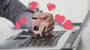 Создать мем: клавиатура, locating love through online dating, breaking keyboard