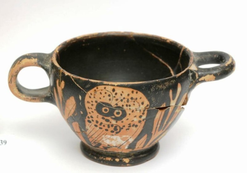 Create meme: Greek ceramics, ancient Greek ceramic tableware, ceramics of ancient Greece Scythos