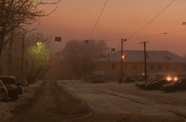 Создать мем: закат красивый, город зима, пейзаж городской