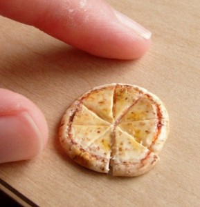 Create meme: the smallest pizza in the world, the third pizza as a gift, Pizzateca