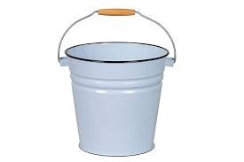 Create meme: the bucket is enameled, 12 l bucket with lid, enameled bucket 12 l with lid