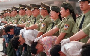 Создать мем: казнь коррупционеров в китае, армия призыв, публичная казнь в северной корее