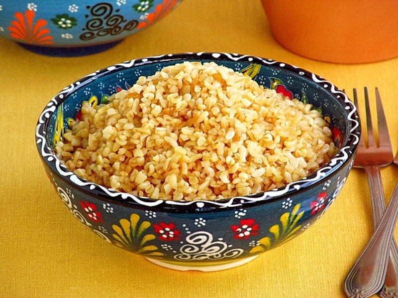 Create meme: bulgur, pearl porridge, pilaf from bulgur