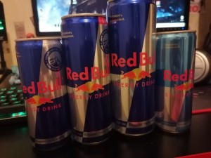 Создать мем: red bull банки, напиток энергетический red bull kratingdaeng 250ml (24), red bull energy drink