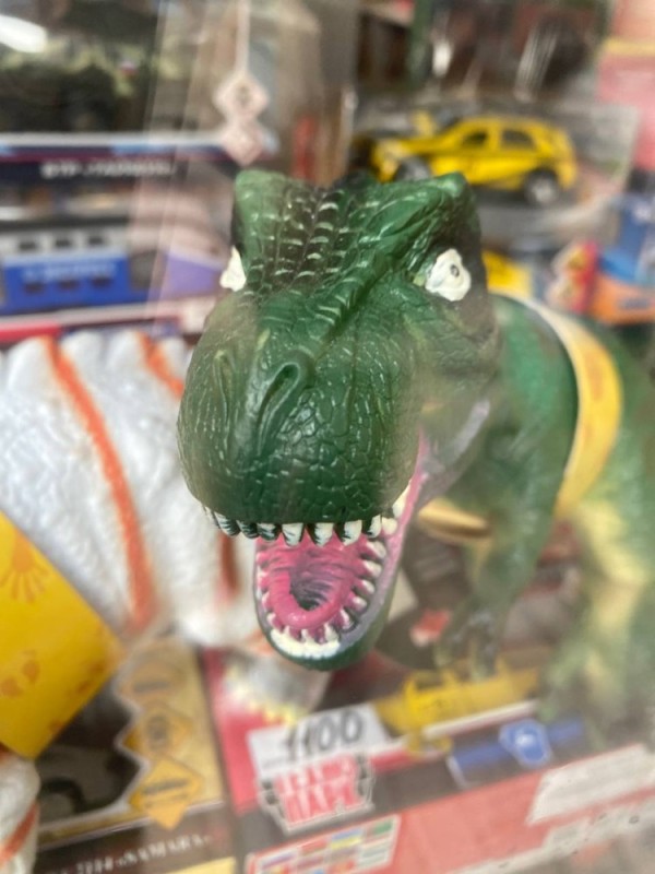 Create meme: dinosaur toys, interactive dinosaur toy, tyrannosaurus rex toy