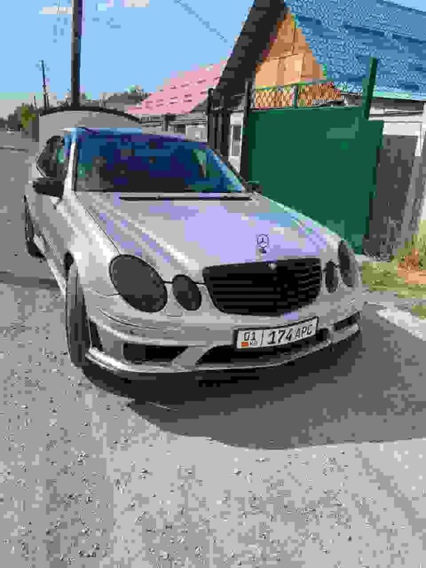 Create meme: mercedes-benz e-class, mercedes-benz, mercedes-benz w211