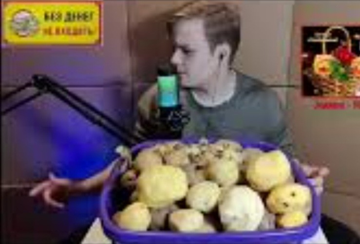 Create meme: peel potatoes, peeling potatoes, potatoes 