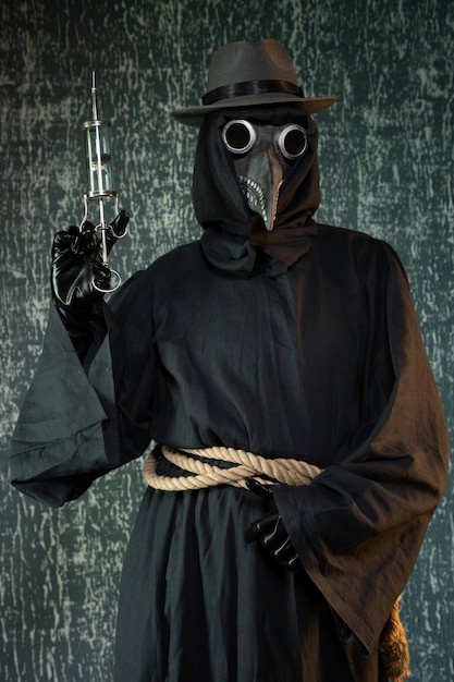 Create meme: the plague doctor , the plague doctor mask, The plague doctor