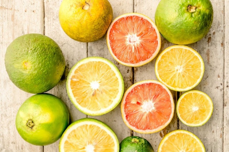 Create meme: citrus fruits, citrus , juicy grapefruit