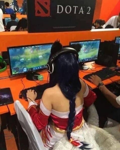 Create meme: gamer girl, dota girls, gamer 